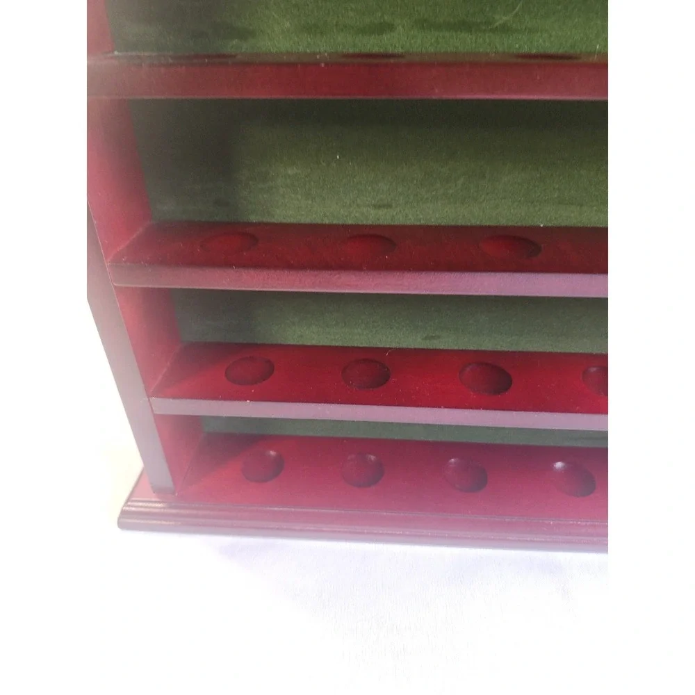Golf Ball Display Case Wall or Stand Alone Green Felt Back Holds 25 Balls